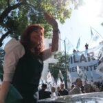 Cristina Kirchner denunció chantajes, extorsiones y “una causa de mafiosos”